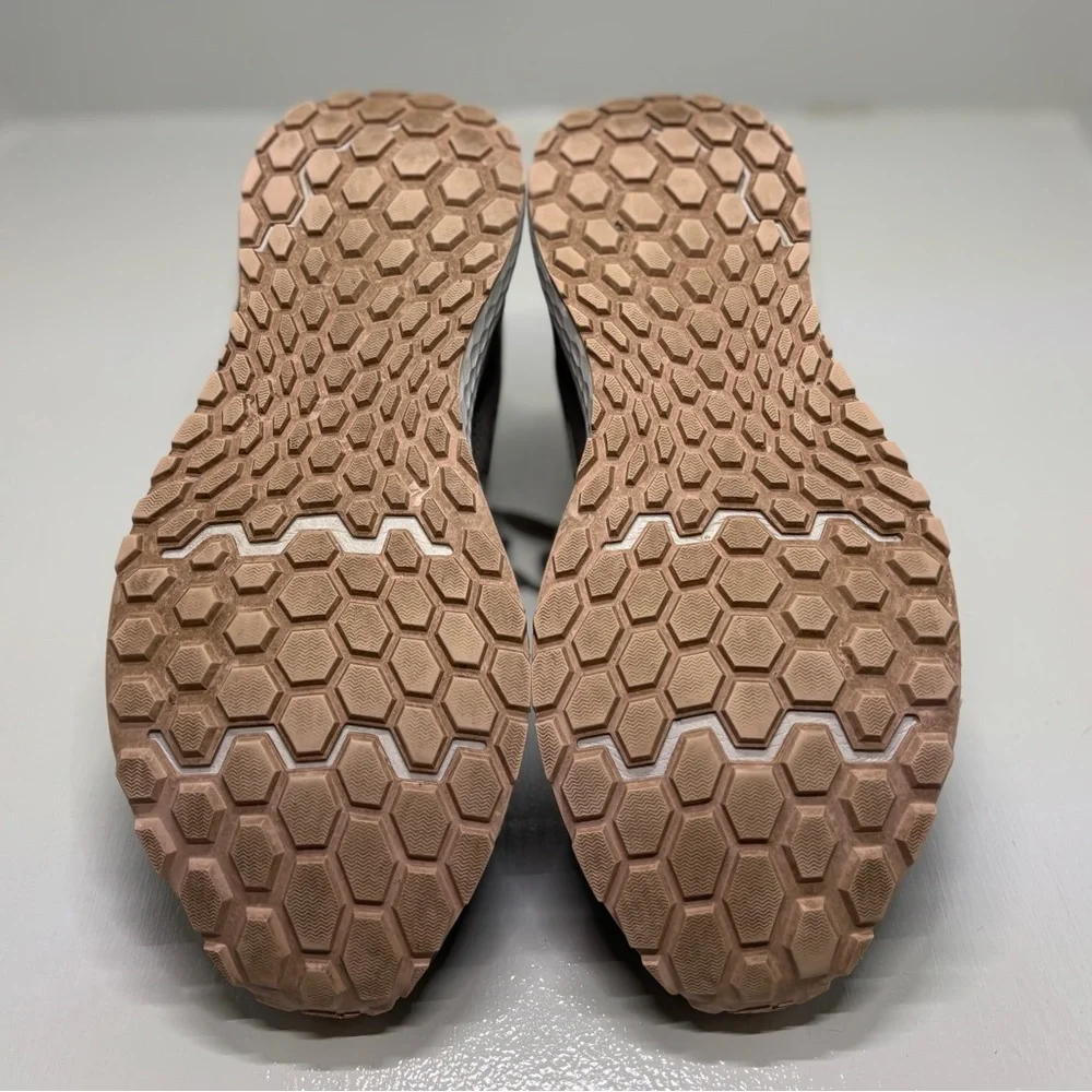 New Balance Fresh Foam 520 v8 Women’s Size 10 Gray Pink Running Shoes W520LM6 - Picture 8 of 14